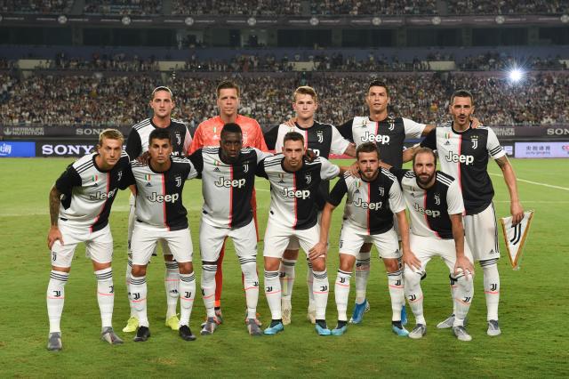 足坛年终大战海选倒计时5小时！姆巴佩稳居榜首，托纳利升至31（足坛年终评选仅剩5小时：姆巴佩继续领跑，托纳利升至第31位）