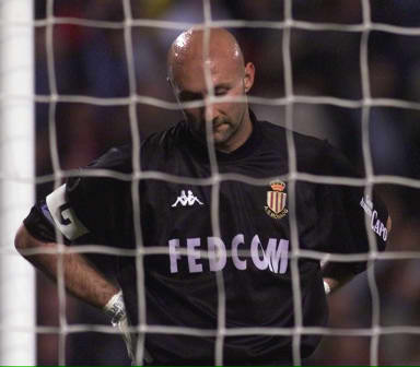 客场对阵亚美尼亚，葡萄牙进了五个，罗哥梅开二度。...