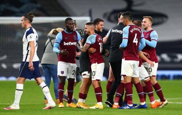 陈哲宣得到津门虎赛季首红，中超所有球队本赛季都有红牌入账