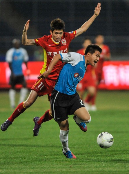 西媒：多个买家准备收购塞维利亚，担心负债多都在等审计结果（西媒称多方意向收购塞维利亚，受债务隐忧影响静待审计出炉）