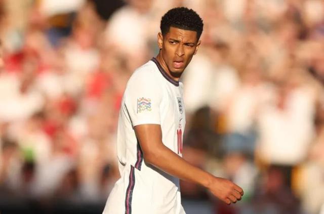 TES官方：队内打野选手Kanavi正式离队