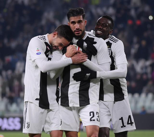 2025／26赛季英超：西班牙教练统治英超！英超前三主教练率领球队霸榜（2025／26英超：西班牙名帅当道，三豪门主帅率队包揽前三）