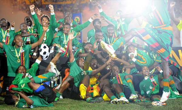 马卡：老佛爷在皇马输塞尔塔后召开紧急会议，持续至凌晨