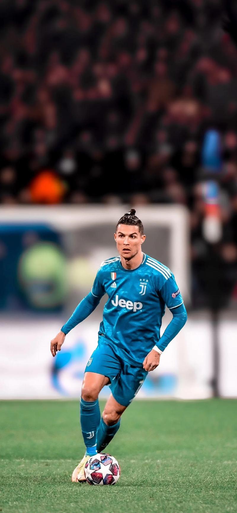 多特CEO：看到图赫尔今天的成就，后悔当初解雇了他（多特CEO直言：目睹图赫尔如今成就，悔当年解雇决定）